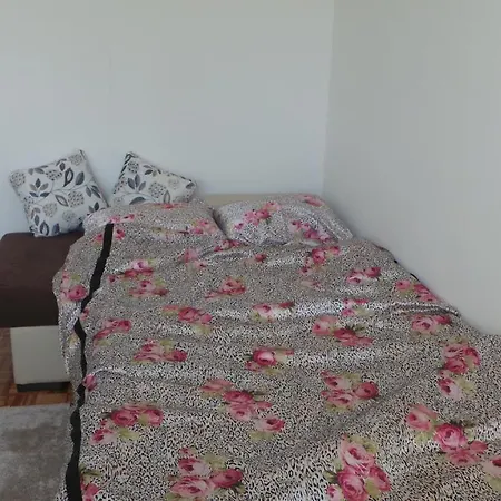 Apartment Two Bedroom Olympia *